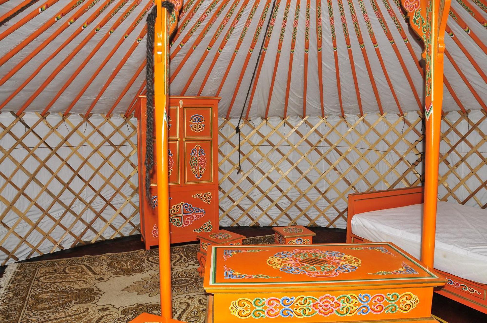 كلووار كارنووي Yourte Roulotte Et Gite De La Laita المظهر الخارجي الصورة